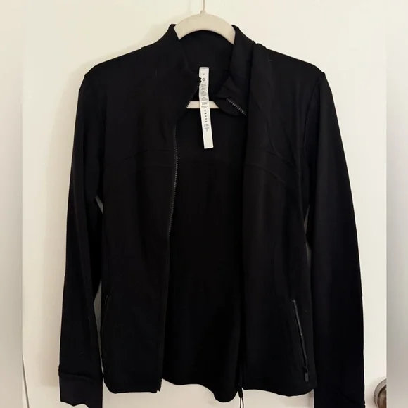 Lululemon Define Jacket 🖤 - Picture 4 of 8